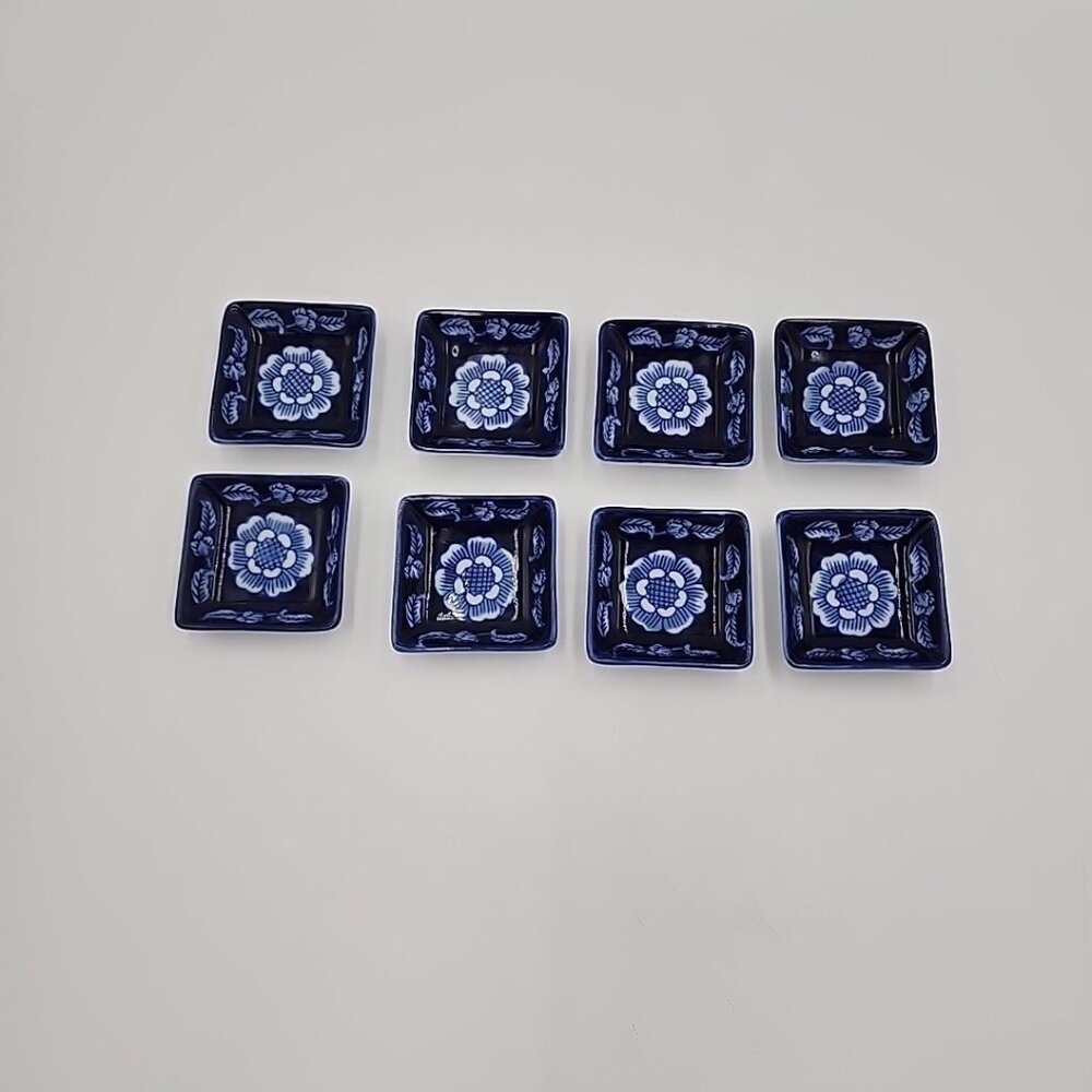 vintage lot of 8 ASIAN MINI PORCELAIN CONDIMENT SQUARE BOWLS 2x2" BLUE white